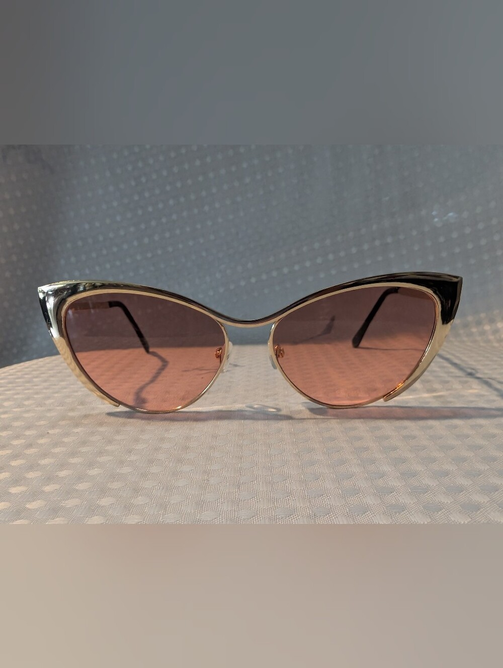 Vintage Women's Cat-eye, Rose-Tinted, Metal Frame, Sunglasses